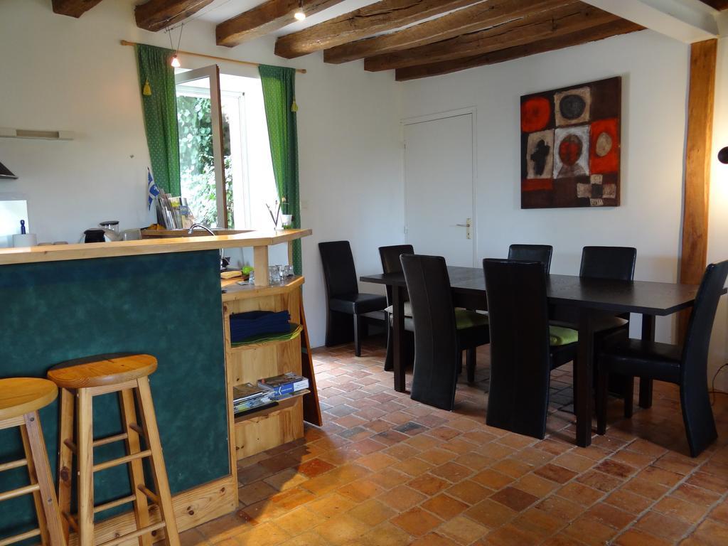 Au Moulin Geant Bed & Breakfast Rochefort-sur-Loire ภายนอก รูปภาพ
